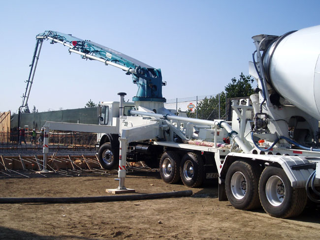 boom pump jobsite photo