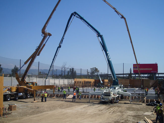 boom pump jobsite photo