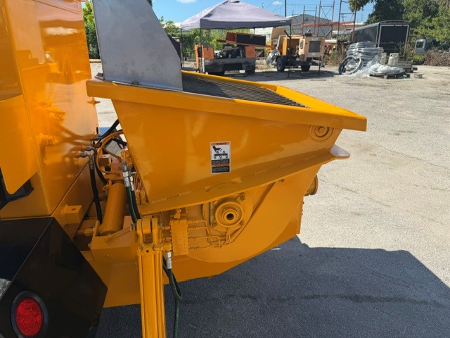 used REED Concrete Pump
