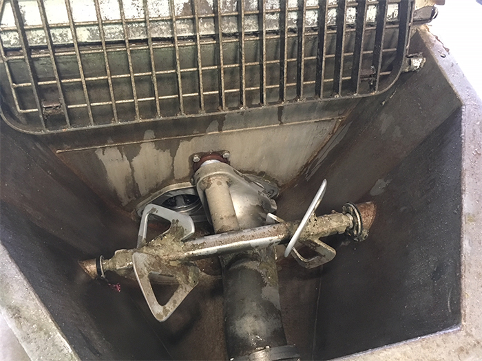 used REED Concrete Pump