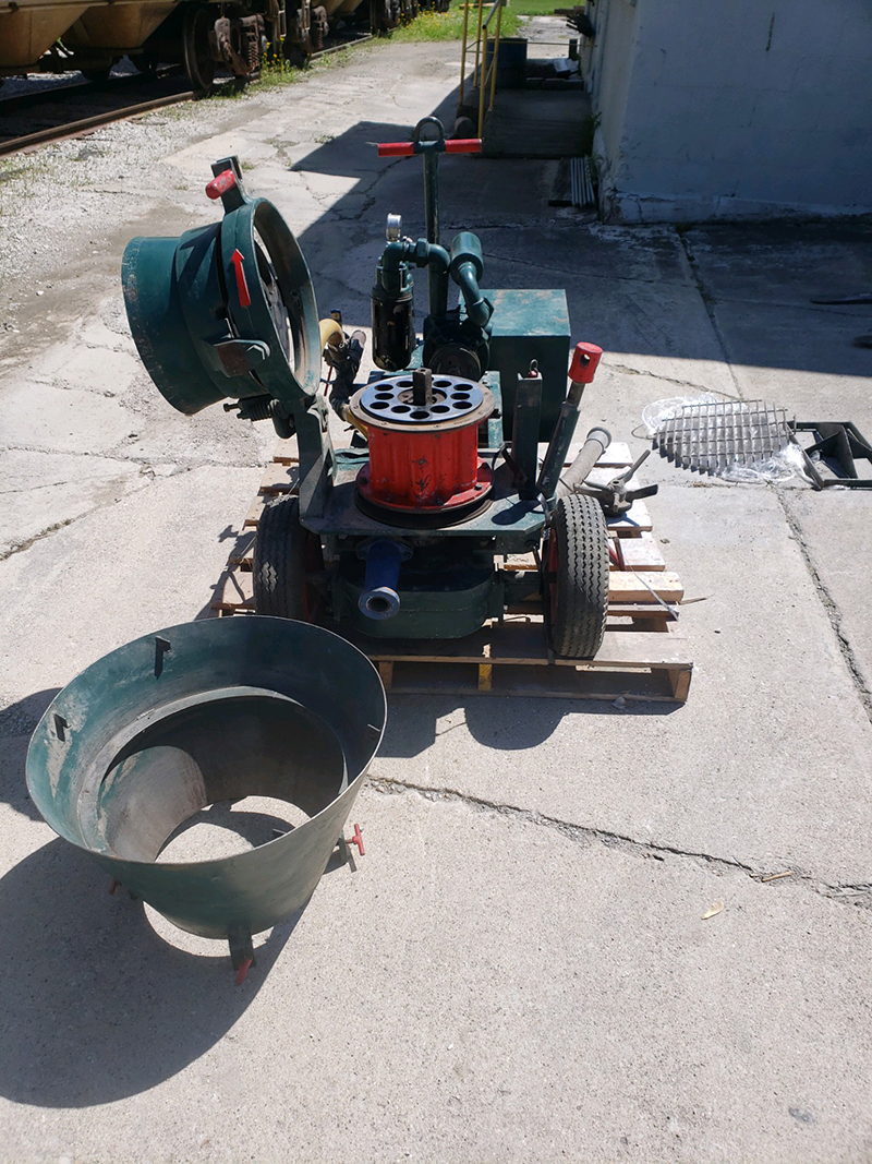 used REED Concrete Pump
