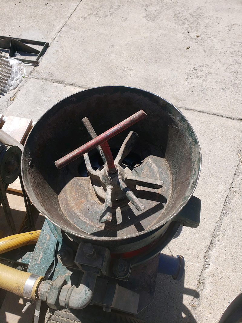 used REED Concrete Pump