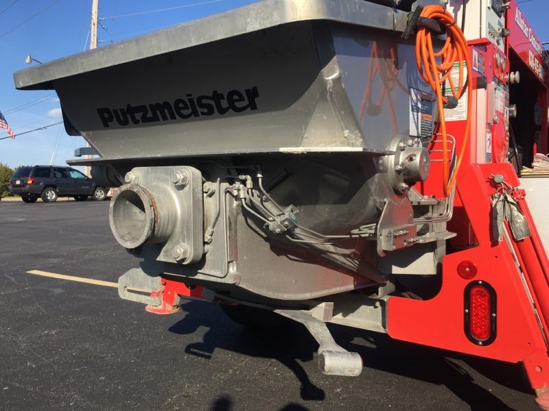 used REED Concrete Pump