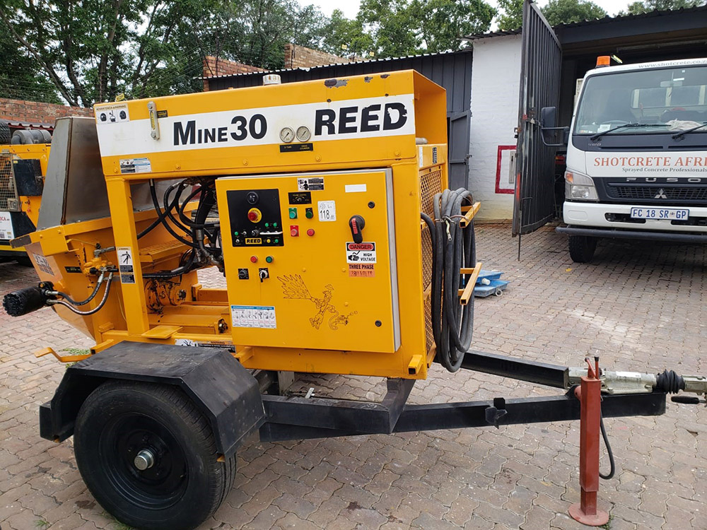 used REED Concrete Pump