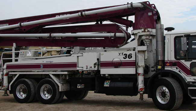 used REED Concrete Pump