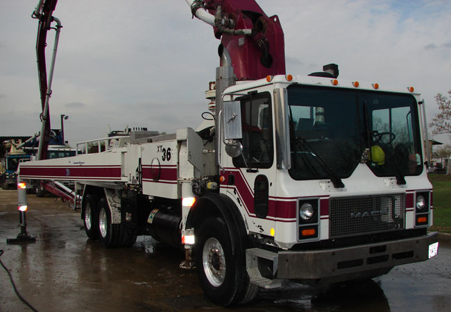used REED Concrete Pump