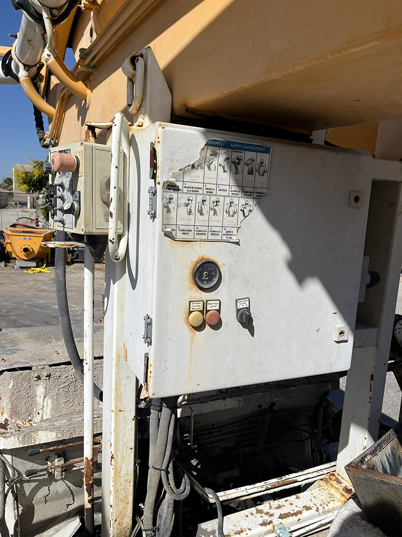 used REED Concrete Pump